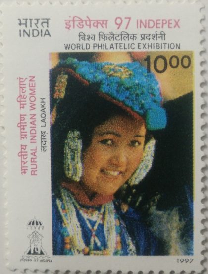 INDEPEX 97', International stamp Exhibition, New Delhi (4th Issue)Rural Indian Women in Traditional Costumes_Cut Setenant