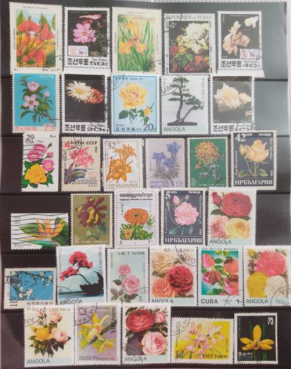 Mixed flowers used stamps (32 stamps)