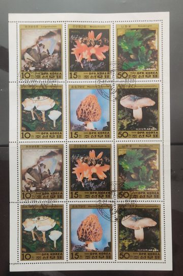 Mixed flowers used stamps (12 stamps) Blk of 6 x 2