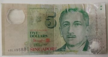 Singapore 5 Dollars polymer (Used)