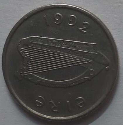 IRELAND 5 Pence 1992 (Used) - Image 2