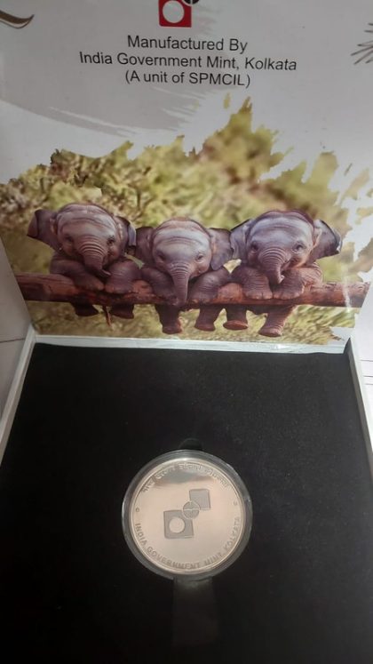 Endangered Animals OF India - The Asian Elephant (Color Souvenir Coin)  -WOOD BOX (Proof SET) - Image 3