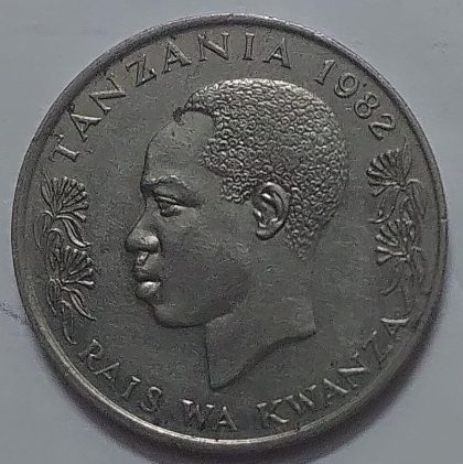 TANZANIA 1 Shilling  Coin 1982  (used) - Image 2