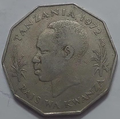 TANZANIA 5 Shilling  Coin 1972  (used) - Image 2