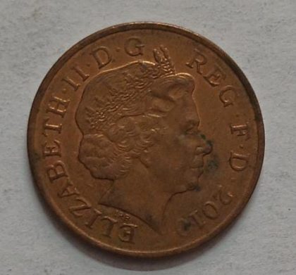 UK 2 New Pence Coin 2010 (USED) - Image 2