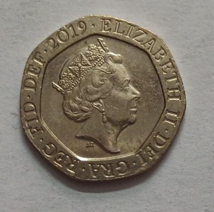 UK 20 Pence Coin 2019 (USED) - Image 2