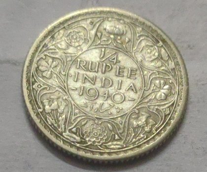 KING GEORGE VI- 1/4 RUPEE 1940 CALCUTTA MINT SILVER COIN (USED)