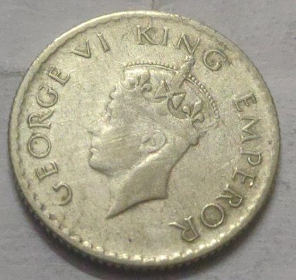 KING GEORGE VI- 1/4 RUPEE 1940 CALCUTTA MINT SILVER COIN (USED) - Image 2