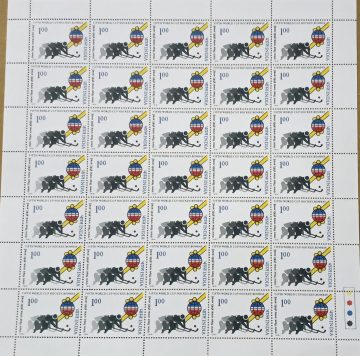5th World Cup Hockey Championships. Hockey, Sports, Globe, Hockey Stick, Ball, Player, Emblem, Rs. 1   - MNH (Stamp Full Sheets - 35stamps)