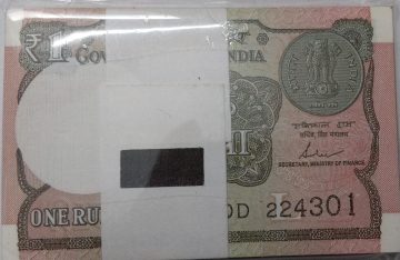1 Rupee Bundle notes Governor Shakti Kanta Das Inset L 2017 UNC (100 Notes)301 TELESCOPIC NUMBER