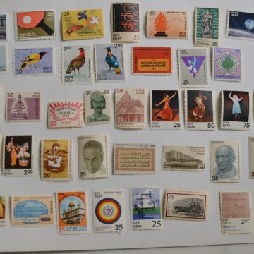 1975 Complete year pack  38 Stamp (Hinged/Gum washed)