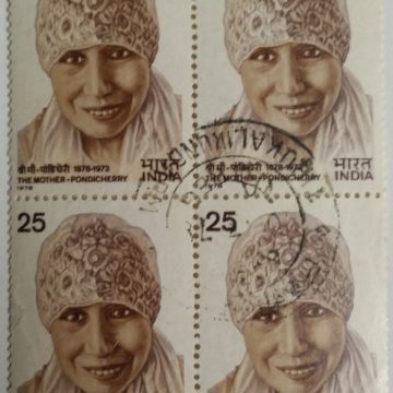 The Mother. Personality, Spiritual Leader, 25 P. (Used Block of 4 stamp)
