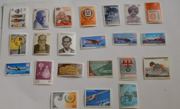 1979 Complete year pack 21 Stamp (Hinged/Gum washed)