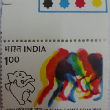 Stylissed Hockey Player & Mascot  (Hinged/Gum Wash)