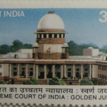50th Anniv.of Supreme court of india. (Hinged/Gum washed stamp)