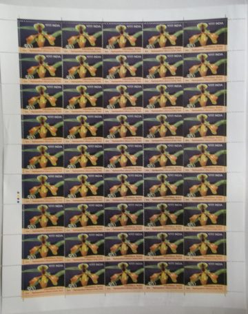 orchids of India ; Esmeralda Paphiopedilum villosum Rs.5 - MNH (Stamp Full Sheets - 45 stamps)