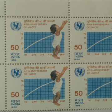40th Anniv.of United Nations Children's Fund. Growth monitoring(Block of 4 stamp)