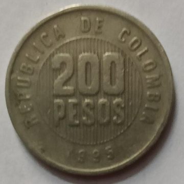 COLOMBIA 200 Pesos Coin 1995