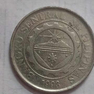 Philippines 1 Piso Coin 2015  (Used)