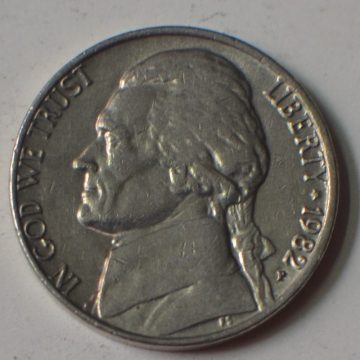 U.S.A. 5- CENT 1982(used)