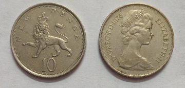 UK 10 Pence Coin 1974 (USED)