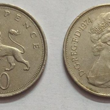 UK 10 Pence Coin 1974 (USED)