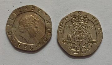 UK 20 Pence Coin 2006 (USED)