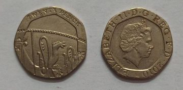 UK 20 Pence Coin 2010 (USED)