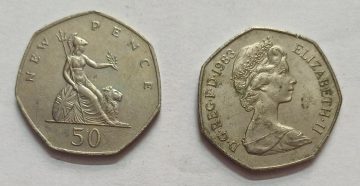 UK 50 Pence Coin 1983 (USED)