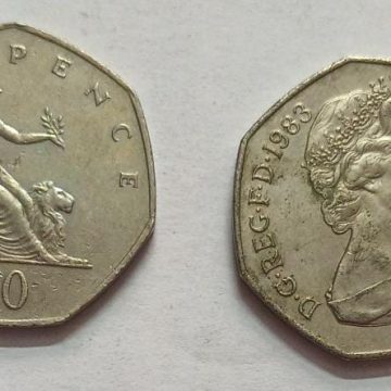 UK 50 Pence Coin 1983 (USED)