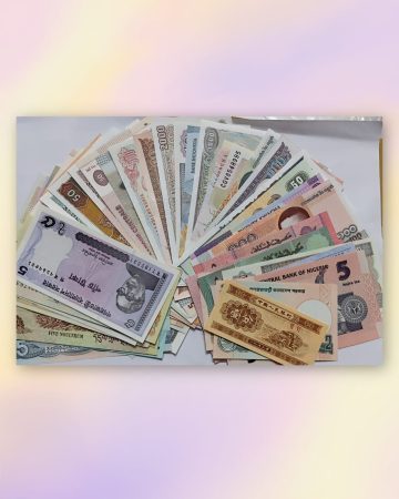 SET OF 50 DIFFERENT CURRENCIES FROM WORLD BANK NOTES UNC