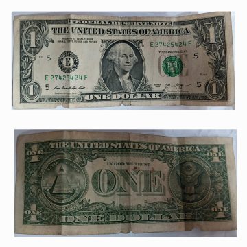 The United States of America Currency 1 Dollar 2013 Used (Slightly Damaged)